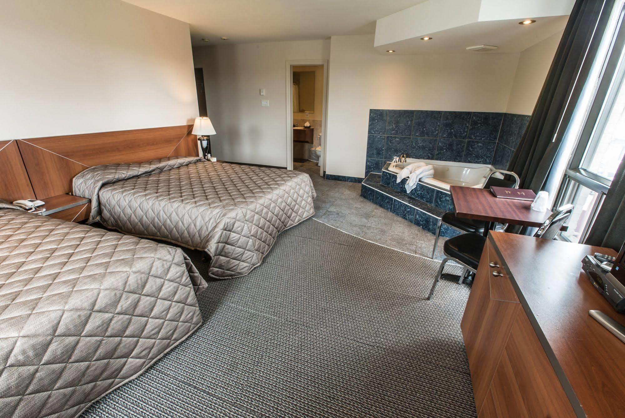 Motel Falcon Brossard Exterior foto