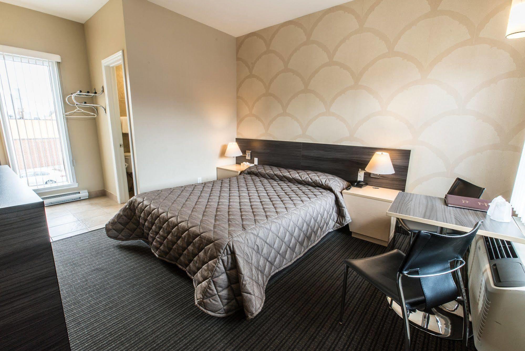 Motel Falcon Brossard Exterior foto